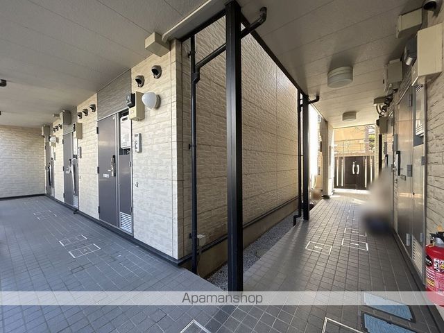 レオパレスルミエール西台の玄関写真
