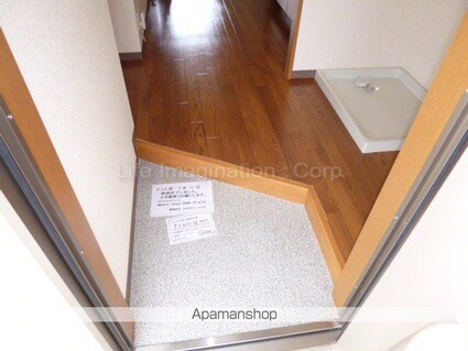 宮司サンシャインⅢ[1K/28.03m2]の玄関