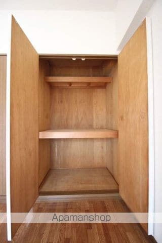 スプランドゥール中山下の内装写真