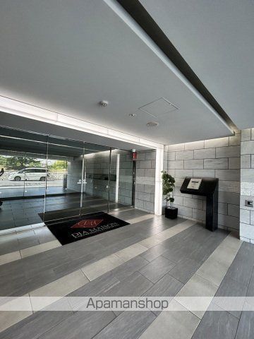 ディアメゾン河原町リバーグレースの玄関写真