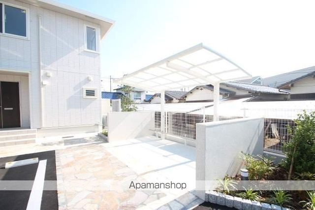 AVENIR COUR A棟の外観写真