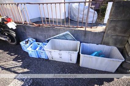 シャルマン日野[1K/25.8m2]の共用部1