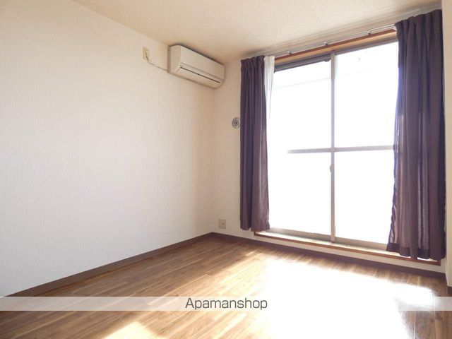 田畑ハイツ上の段の内装写真