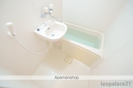 レオパレスＬｉｎｅ[1K/20.42m2]のバス