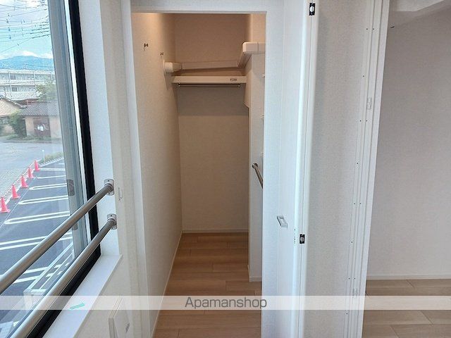 ヒカルサ甲府住吉 サウスの内装写真