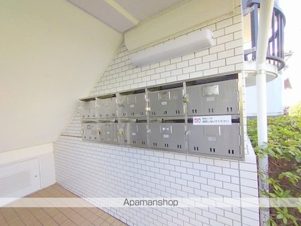 ミルフィーユ宮前平[3LDK/67.32m2]の共用部2