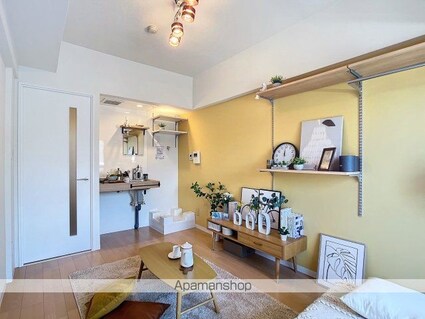 神奈川県横浜市鶴見区鶴見中央５丁目[1R/19.11m2]のリビング・居間4