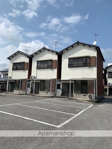 藤岡貸家の外観写真
