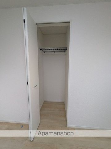 静岡市葵区 2階建 築3年の内装写真
