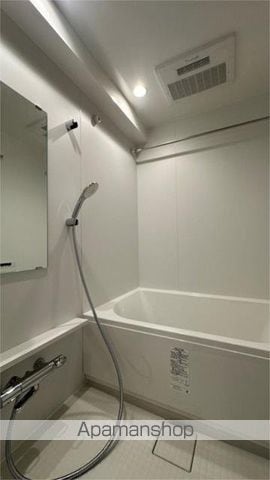 ZOOM新宿御苑前の内装写真