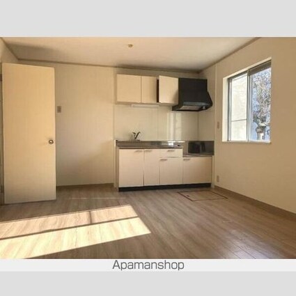 サニーガーデン[3LDK/70m2]のリビング・居間1