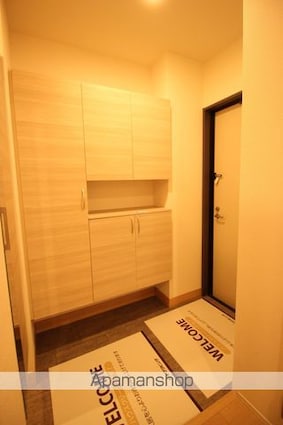 Ｄーｒｅｓｉｄｅｎｃｅ・Ｋ沖野上[2LDK/65.05m2]の玄関