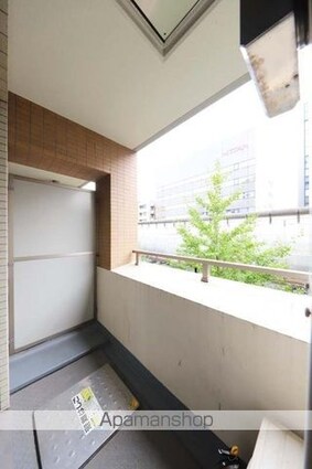 日神デュオステージ笹塚西館[1R/27.17m2]のバルコニー