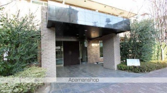 プライムアーバン豊洲の玄関写真