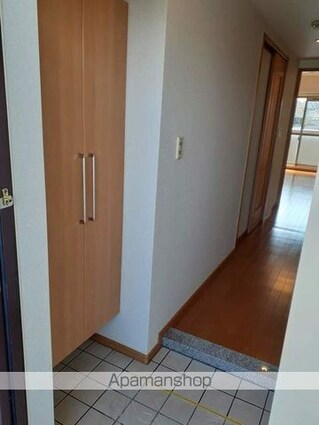 モデラート[1K/30.96m2]の玄関