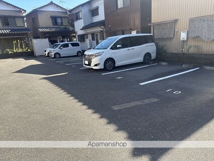 セジュール優[2LDK/61.82m2]の駐車場