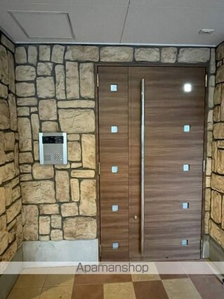 千葉県千葉市中央区本町１丁目[1K/25m2]のロビー2