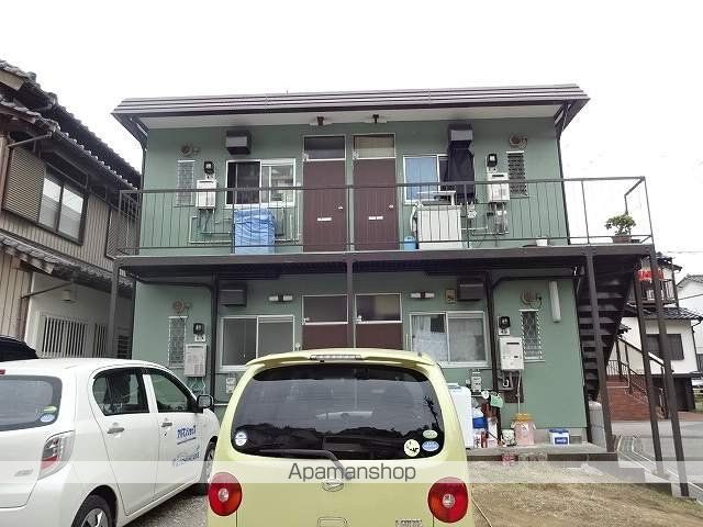 ハイツ鏡川の外観写真
