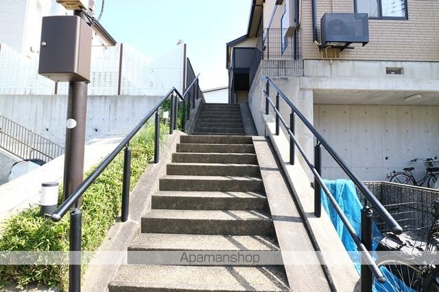 丘ハイツの玄関写真