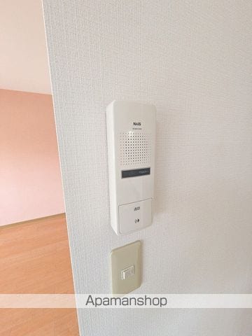 ウィステリア・コートの内装写真