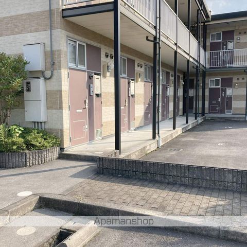 レオパレス甲賀駅前Iの玄関写真