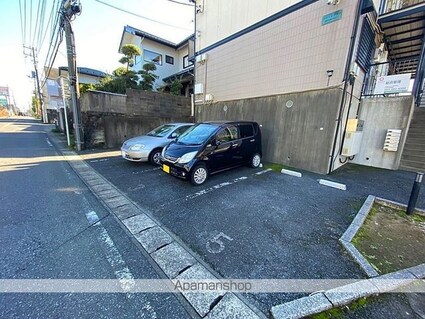 カサベルデ大日[2DK/40.07m2]の駐車場