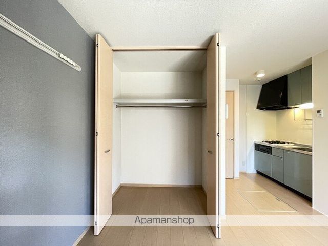 クレストの内装写真