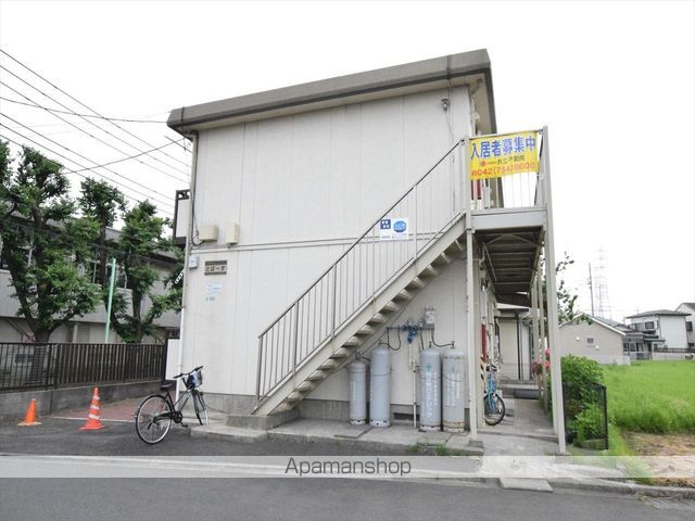 シティハイムとぱーずの玄関写真