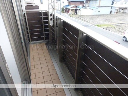 エルメゾン・ブランカ[3LDK/64.96m2]のバルコニー