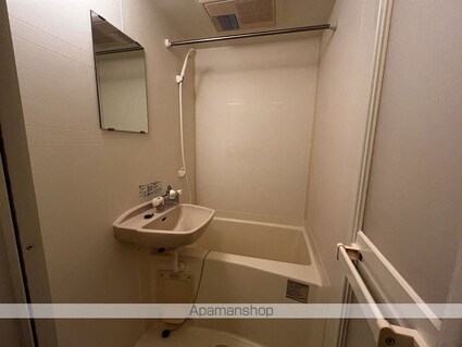 レオパレスコレマサ[1K/22.35m2]のバス