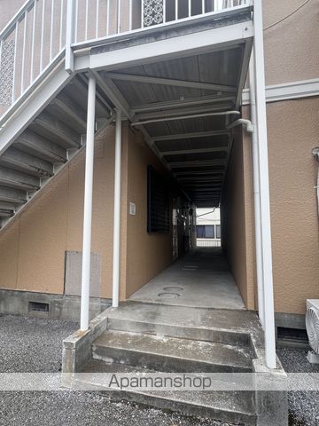 ファーストハイツ福王台の玄関写真