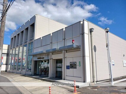 メゾンアルモニーⅢ[1LDK/50.14m2]の周辺3