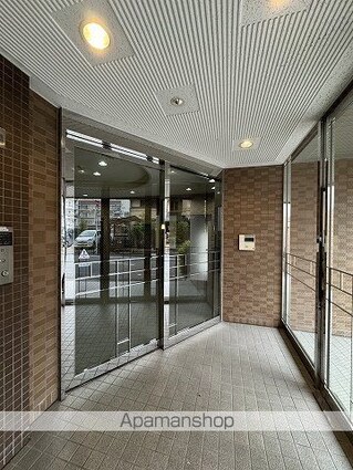広島県広島市西区己斐本町２丁目[3LDK/73.2m2]のエントランス