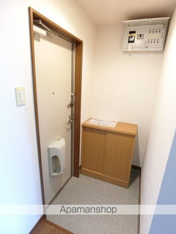 SURPLUSルージュの玄関写真