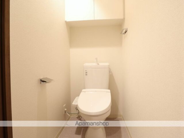 プレサンスＴＨＥ久屋大通レジェンド[1LDK/49.76m2]のトイレ