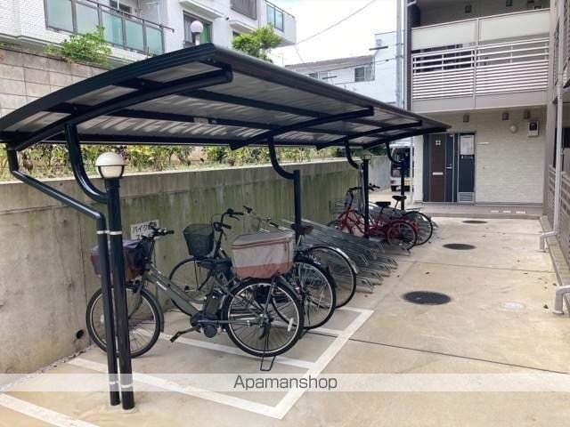 クレイノMOONIの玄関写真