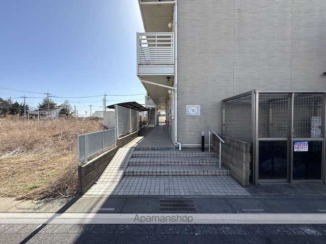 レオネクストヴィオラの玄関写真