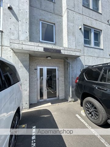 アンダーズ苫小牧駅前の玄関写真