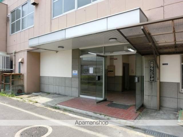 池田グランドコーポの玄関写真