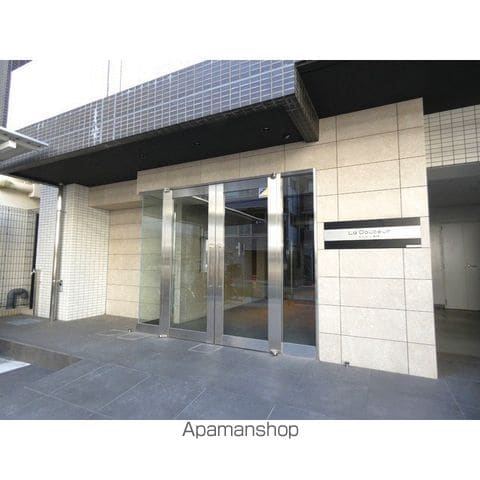 LA DOUCEUR東中野の玄関写真