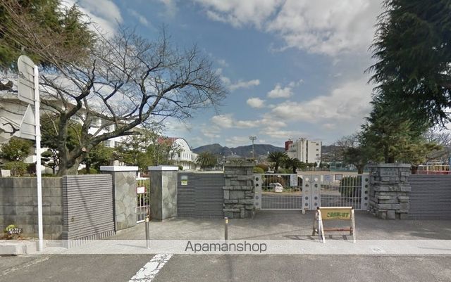 アラヴェール[1LDK/49.29m2]の周辺5