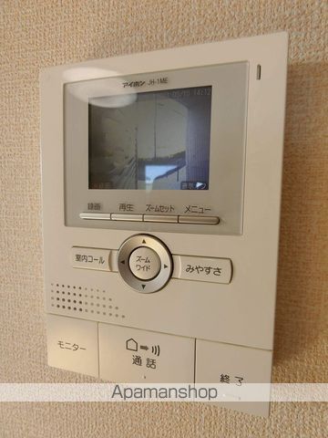 QUATRE SAISONSの内装写真