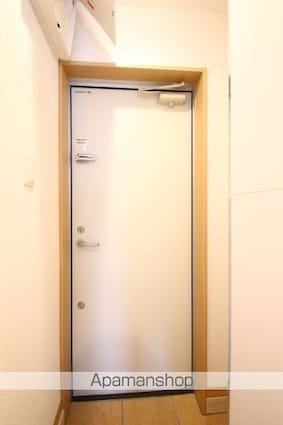 ファインオプト志村[1K/20.96m2]の玄関