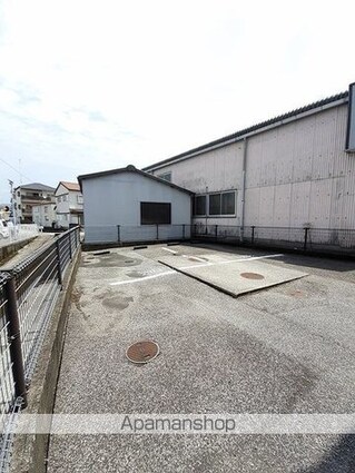 ハートフル園[2DK/36.4m2]の駐車場