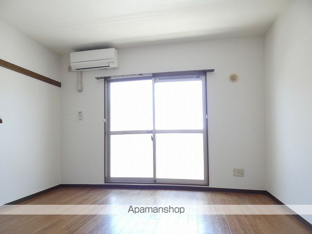 Rivieraの内装写真