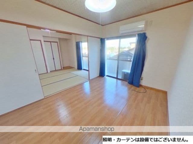 十王ハイツの内装写真