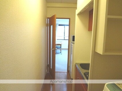 レオパレスラ・フォーレ一宮Ⅲ[1K/22.35m2]の玄関