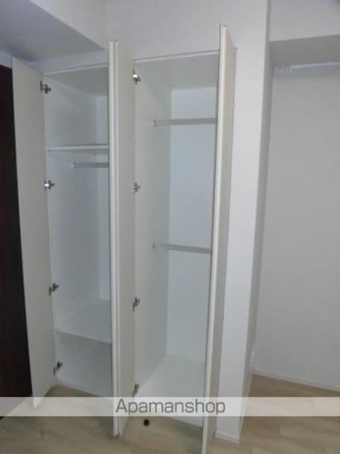 ステラメゾン三軒茶屋[1K/25.07m2]の収納