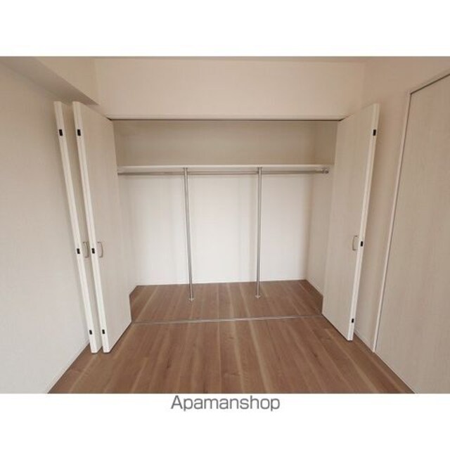 コンフォリア赤羽岩淵[1SLDK/55.36m2]の収納