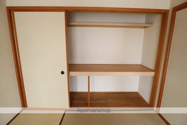 クレストフォルム上富居の内装写真